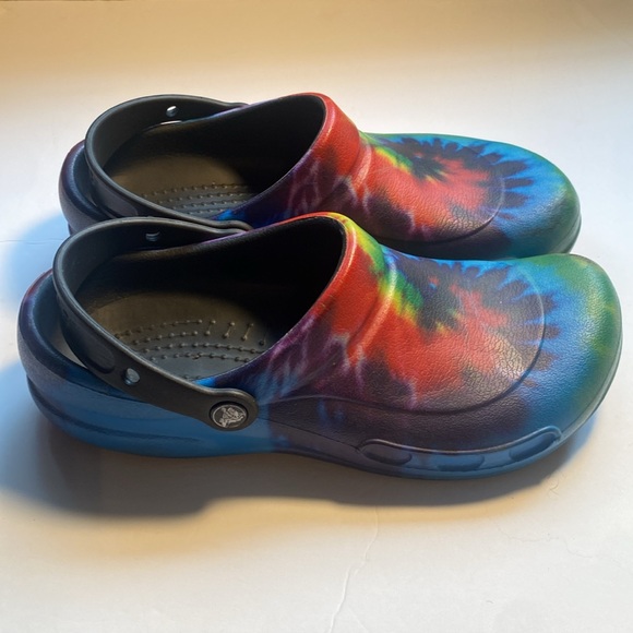 Colorful Crocs - Picture 4 of 6